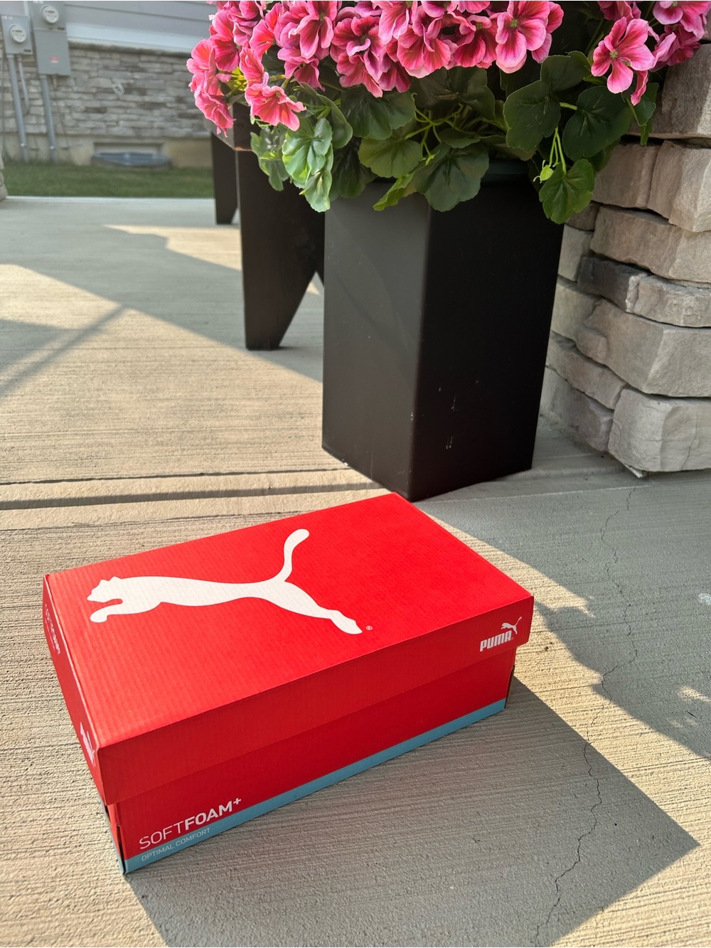 Puma White Pink & Light Blue Women's Athletic Sneakers NEW IN BOX. - Picture 6 of 12